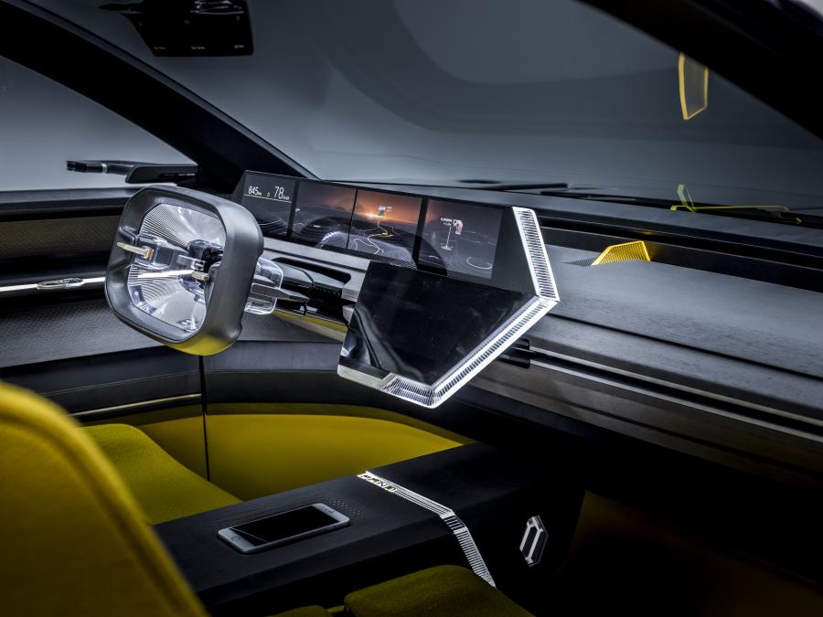 Торпедо Renault Morphoz Concept 2020 года  (фото 148 из 192)